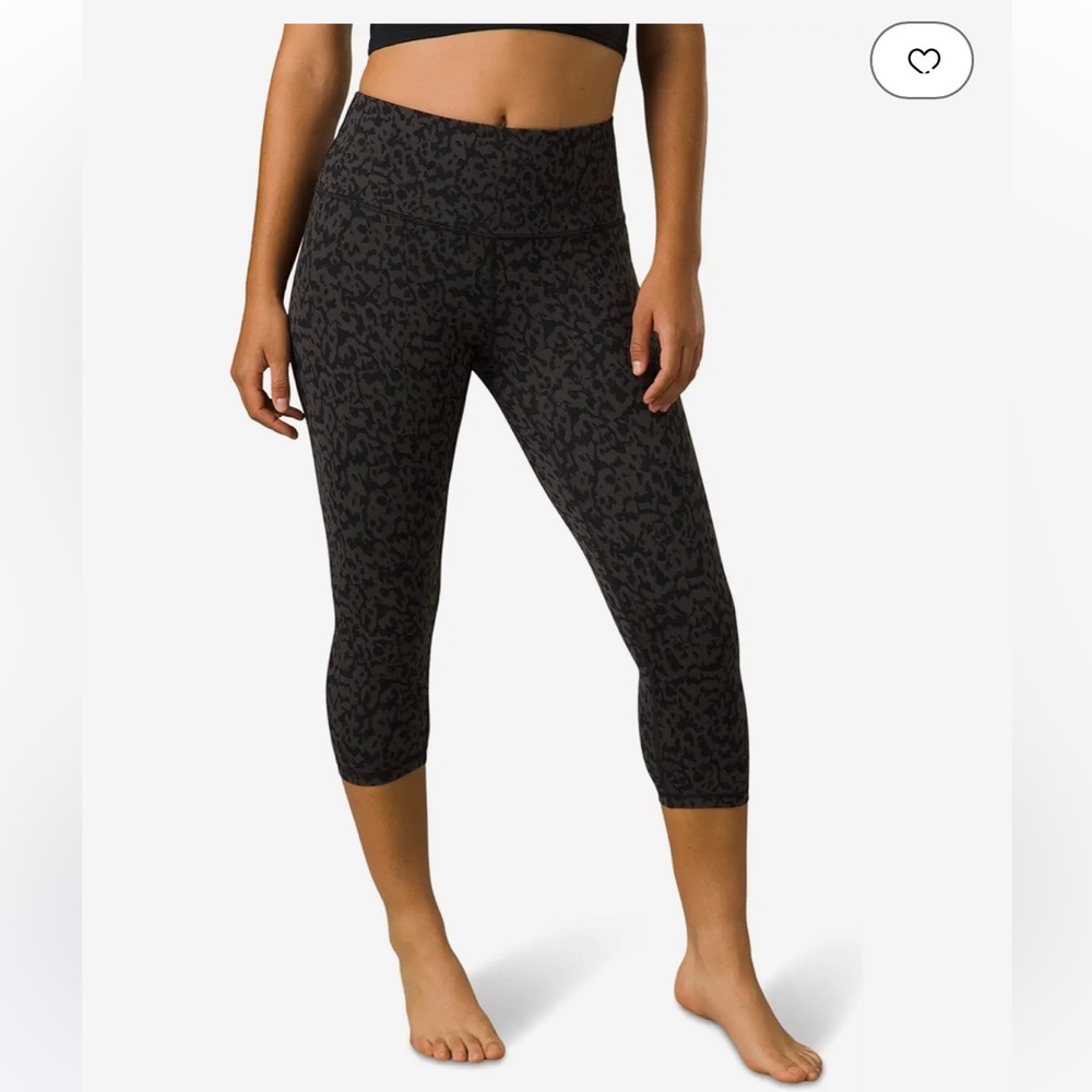 Prana Chakara Capri‎ Legging Heather Gray Size Medium - Picture 2 of 10